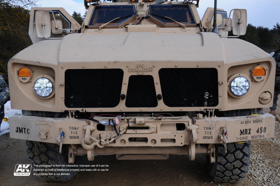 Детали экстерьера Oshkosh M-ATV 2009 года  (фото 422 из 676)